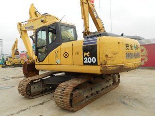 小松PC200-7挖掘机